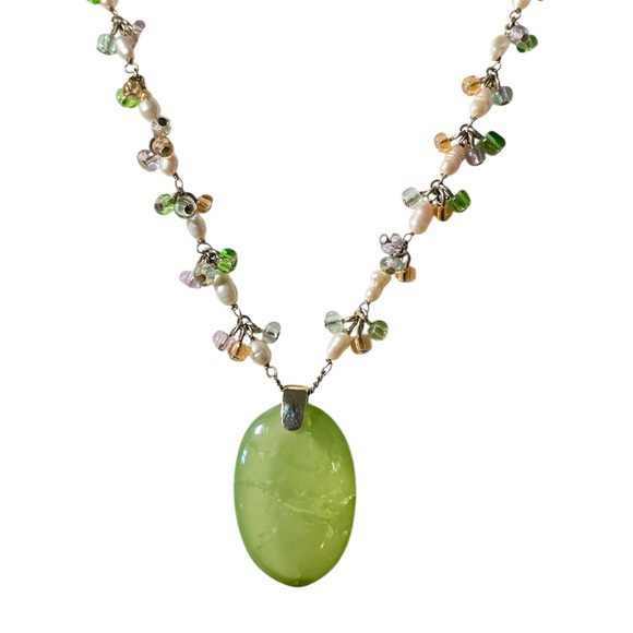 Rare Monet Vintage Goldtone Necklace with a Beautiful green glass pendant - Picture 1 of 5